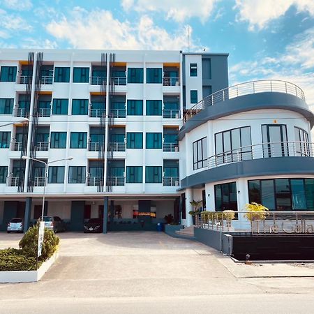 The Galla Hotel Ранонг Екстериор снимка